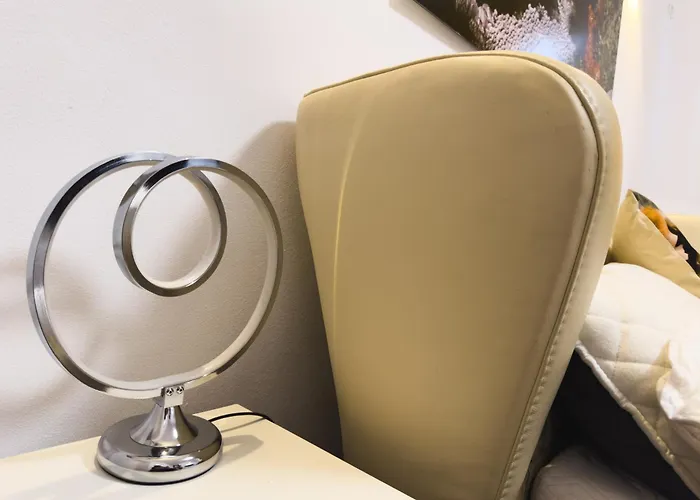 Loving Downtown By Chr Luxury *