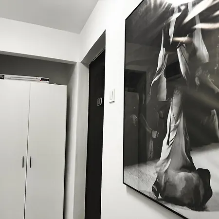 Loving Downtown By Chr Luxury Bucharest