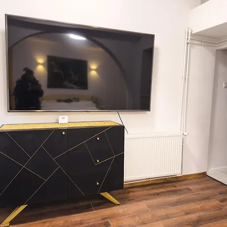 Loving Downtown By Chr Luxury Bucharest