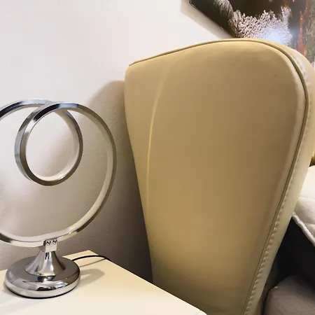 Loving Downtown By Chr Luxury *